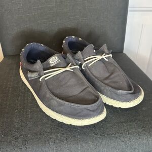 Hey Dude American Flag Size 11 Men's Dark USA Gray Loafers